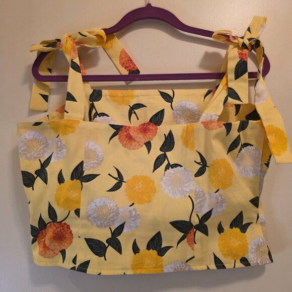 Collectif Yellow Floral Cropped Top XL - Picture 4 of 4